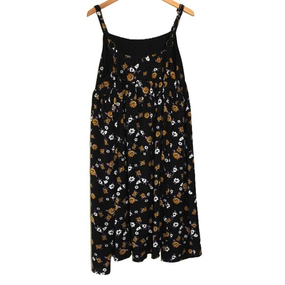 Urban Outfitters Black and Gold Floral Midi Dress - Picture 6 of 12